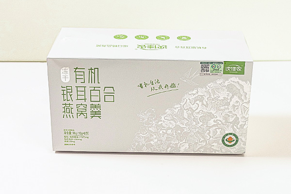 有(yǒu)機(jī)凍幹銀(yín)耳燕窩羹3